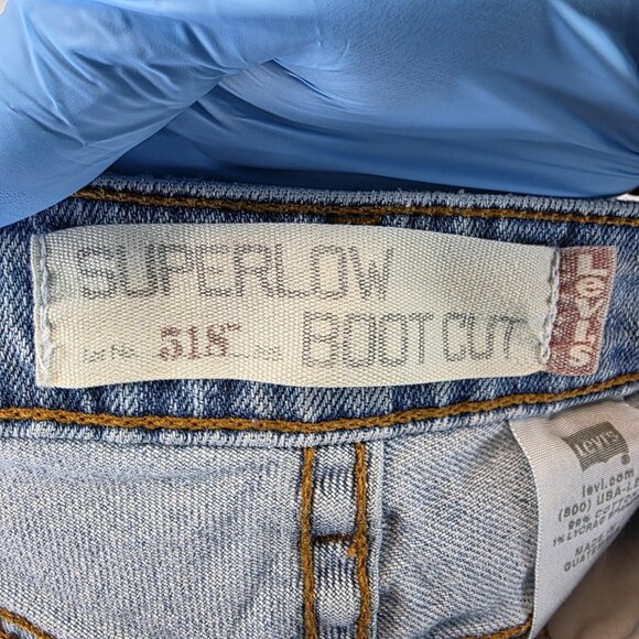 Levis 518 Jeans Womens 7 Juniors Light Wash Superlow Boot Cut Frayed Hem Y2K - Picture 13 of 15